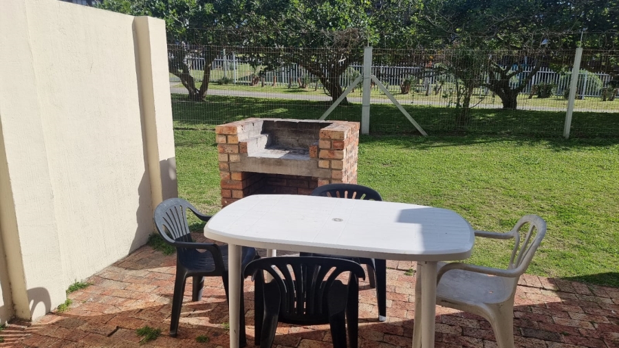 2 Bedroom Property for Sale in West Beach Eastern Cape